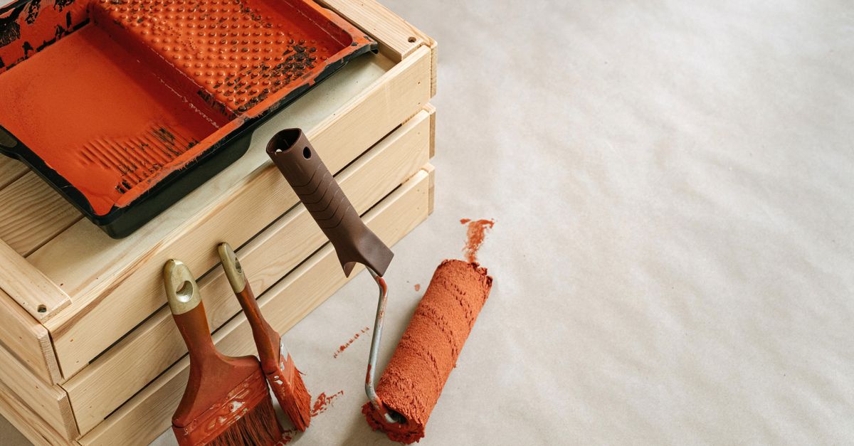 Analyzing the Cost Variations Between Different Repair Services