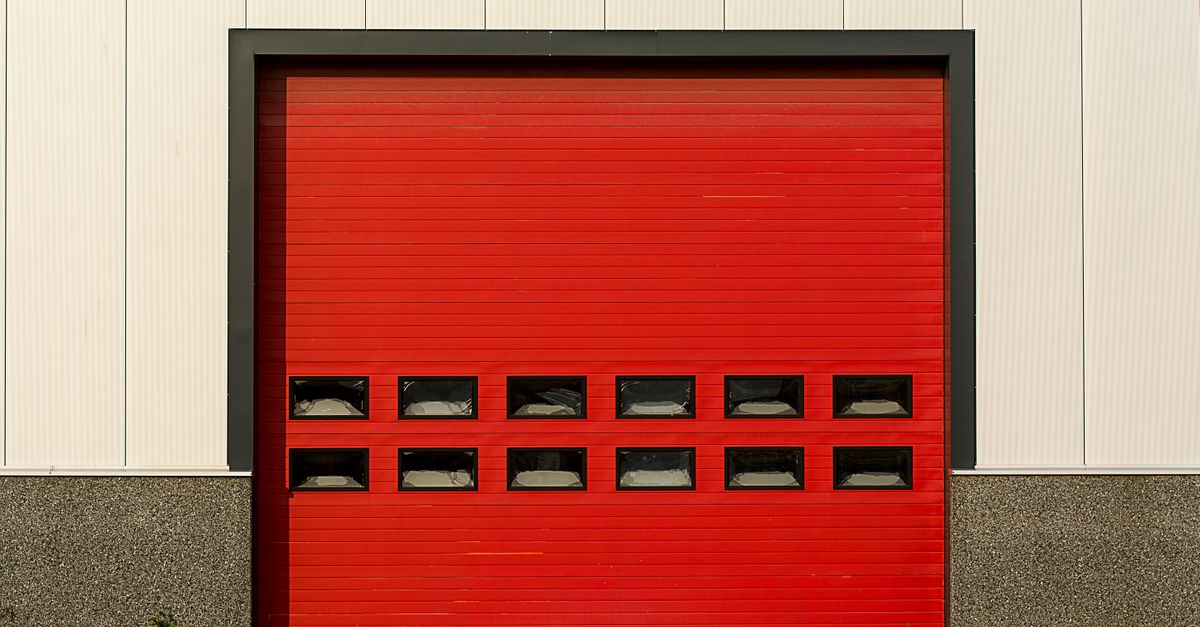 Assessing the Availability of Emergency Roller Door Repairs