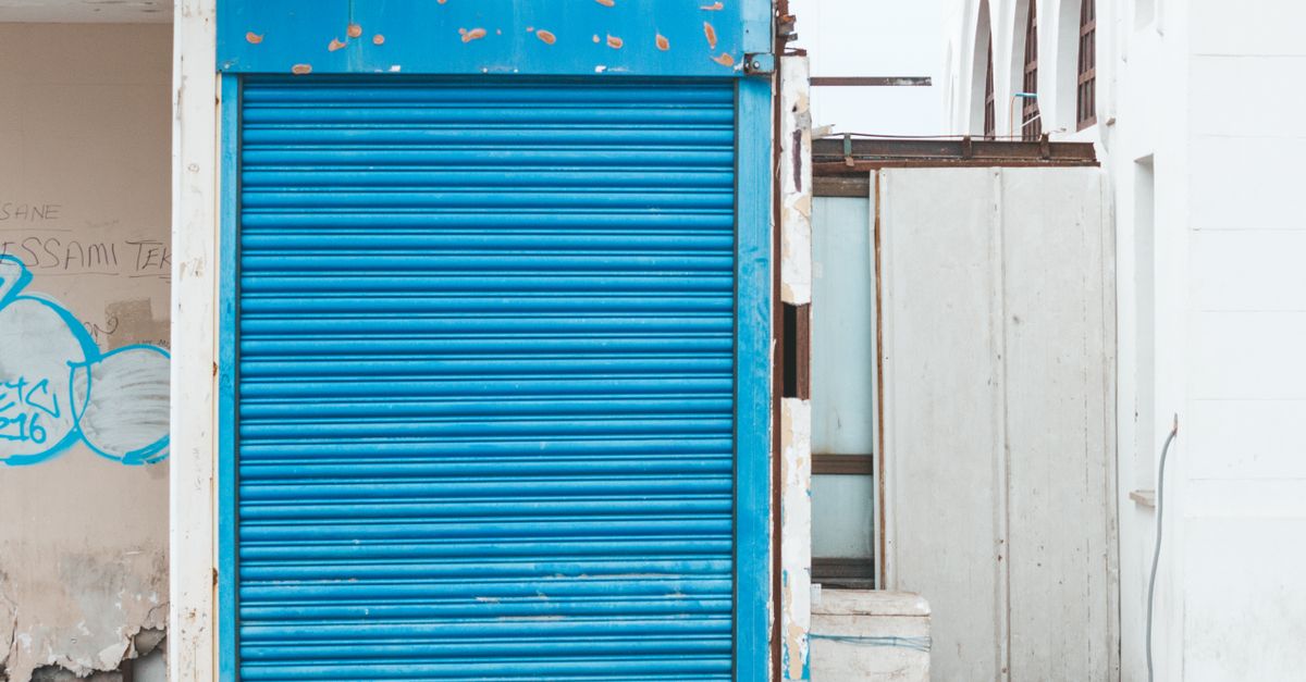 How to Customise Your Tilt-Up Roller Doors for Aesthetic Appeal