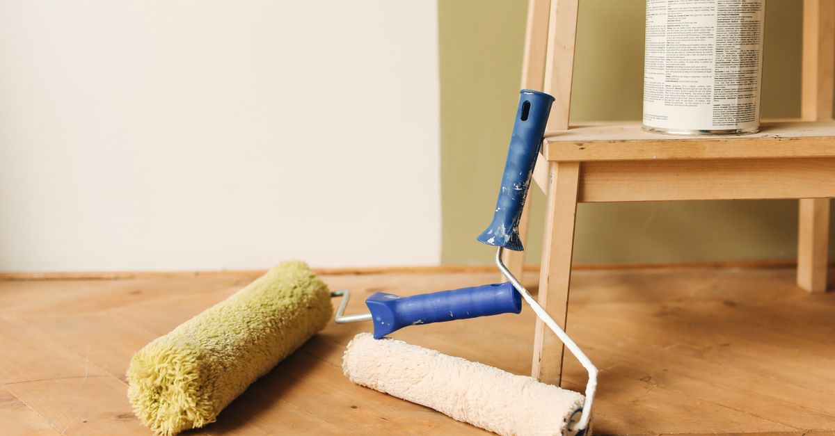 When to Replace Worn Out Roller Door Tracks